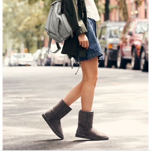 Outfit Uggs Classic Mini Grey Ugg Outfits Classic Short Grey Ugg